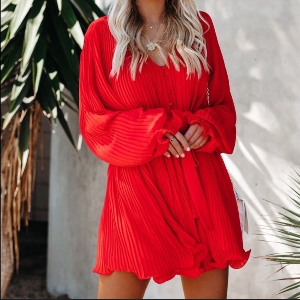 Endless Rose Women's XS Red Pleated Chiffon Mini Dress Party Cocktail